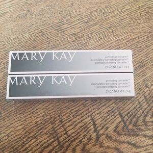 Mary Kay Perfecting Concealer Light Bronze